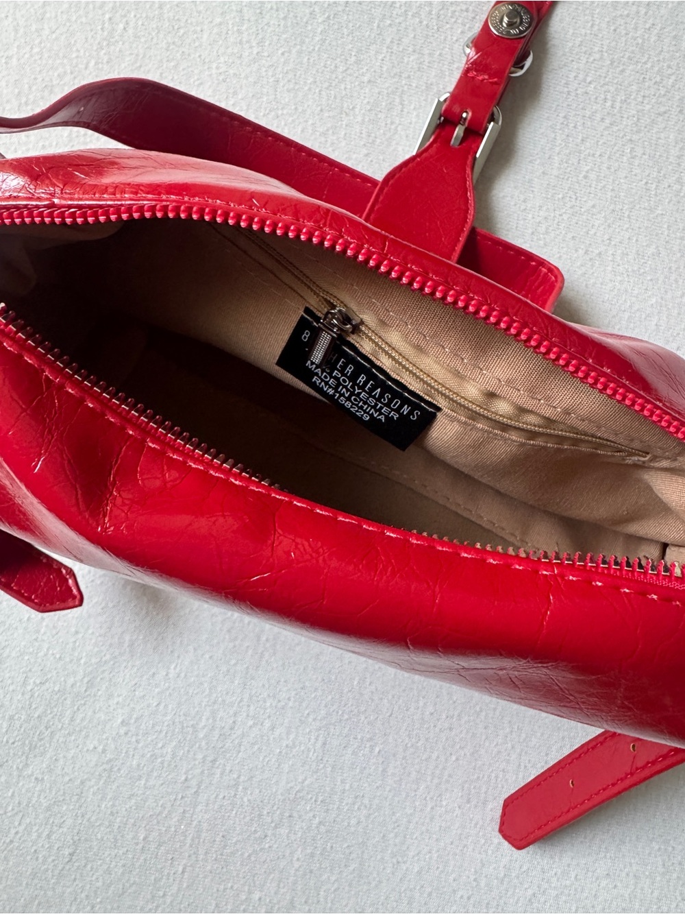 8 Other Reasons Adeline Red Patent Shoulder Bag NWT Y2K - Picture 5 of 7